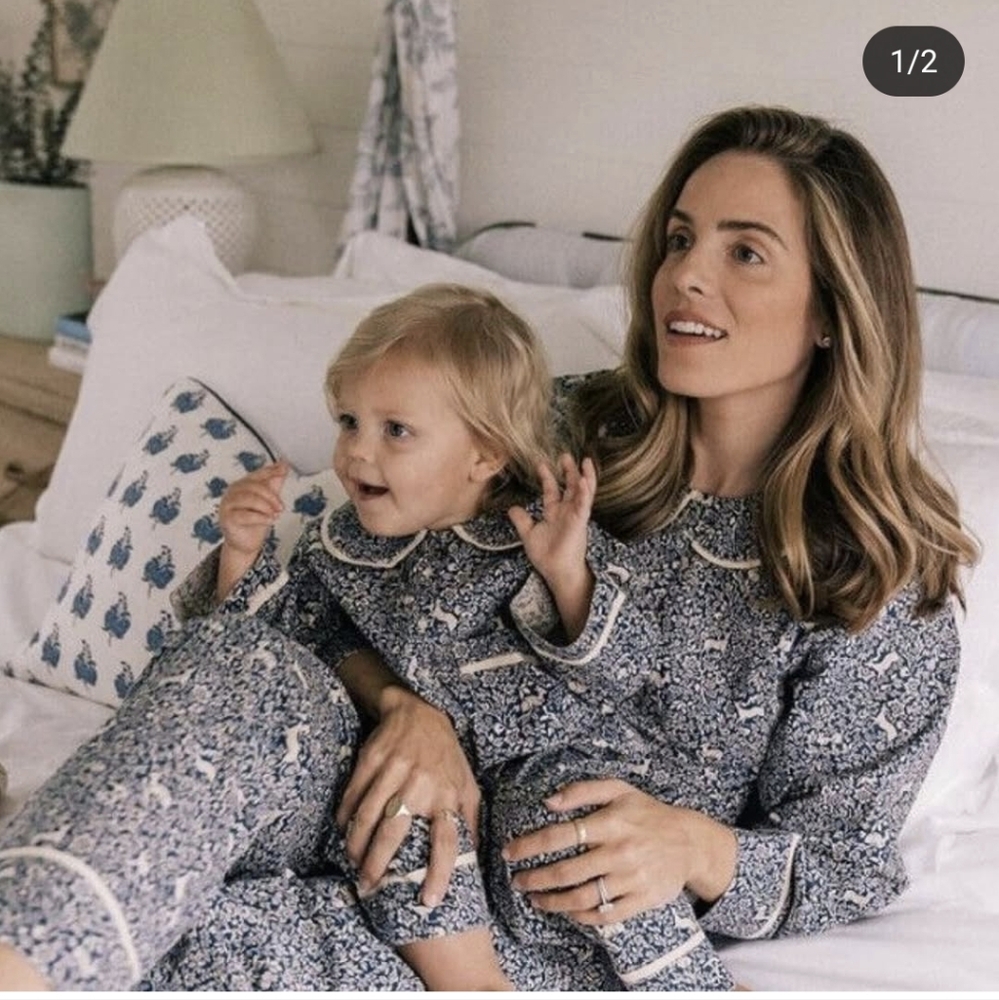 Doen Paz Prancing Fawn In Navy And Cream Pajama Set Size Small